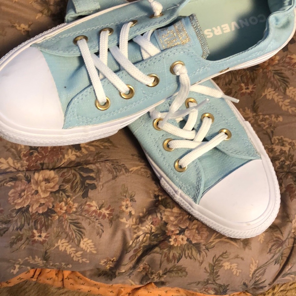 Converse Women's Sky Blue Sneakers